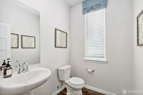27018 30th Place S Kent WA 98032