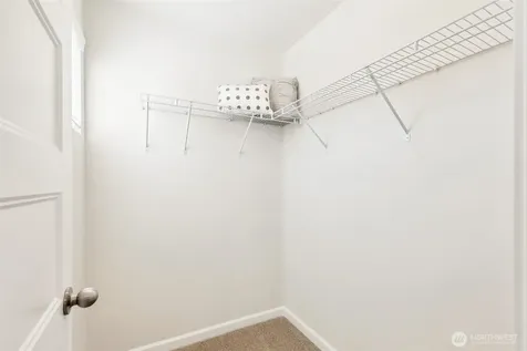27018 30th Place S Kent WA 98032