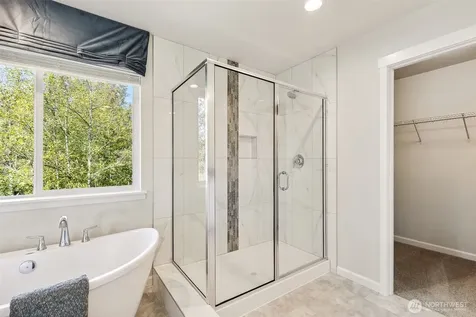 27018 30th Place S Kent WA 98032