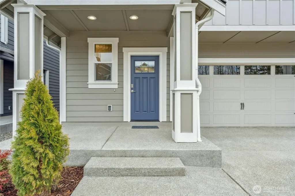 26917 30th Place S Kent WA 98032