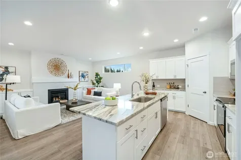 26917 30th Place S Kent WA 98032