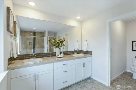 26917 30th Place S Kent WA 98032