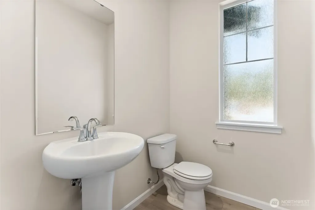 26910 30th Place S Kent WA 98032