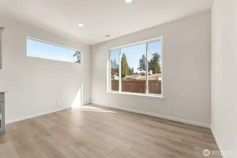 26910 30th Place S Kent WA 98032