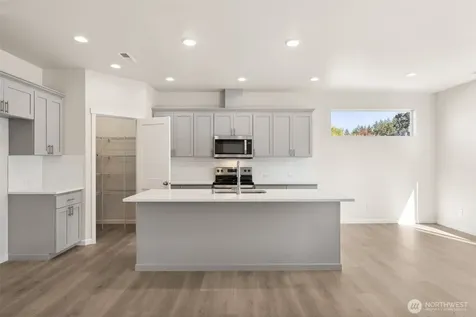 26910 30th Place S Kent WA 98032