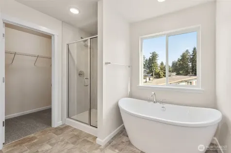 26910 30th Place S Kent WA 98032