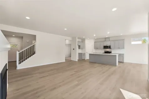 26910 30th Place S Kent WA 98032