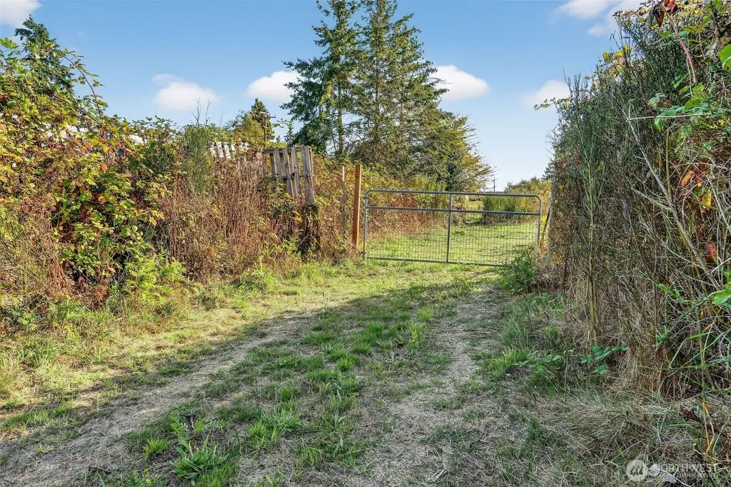 24525 59th Avenue SW Vashon WA 98070