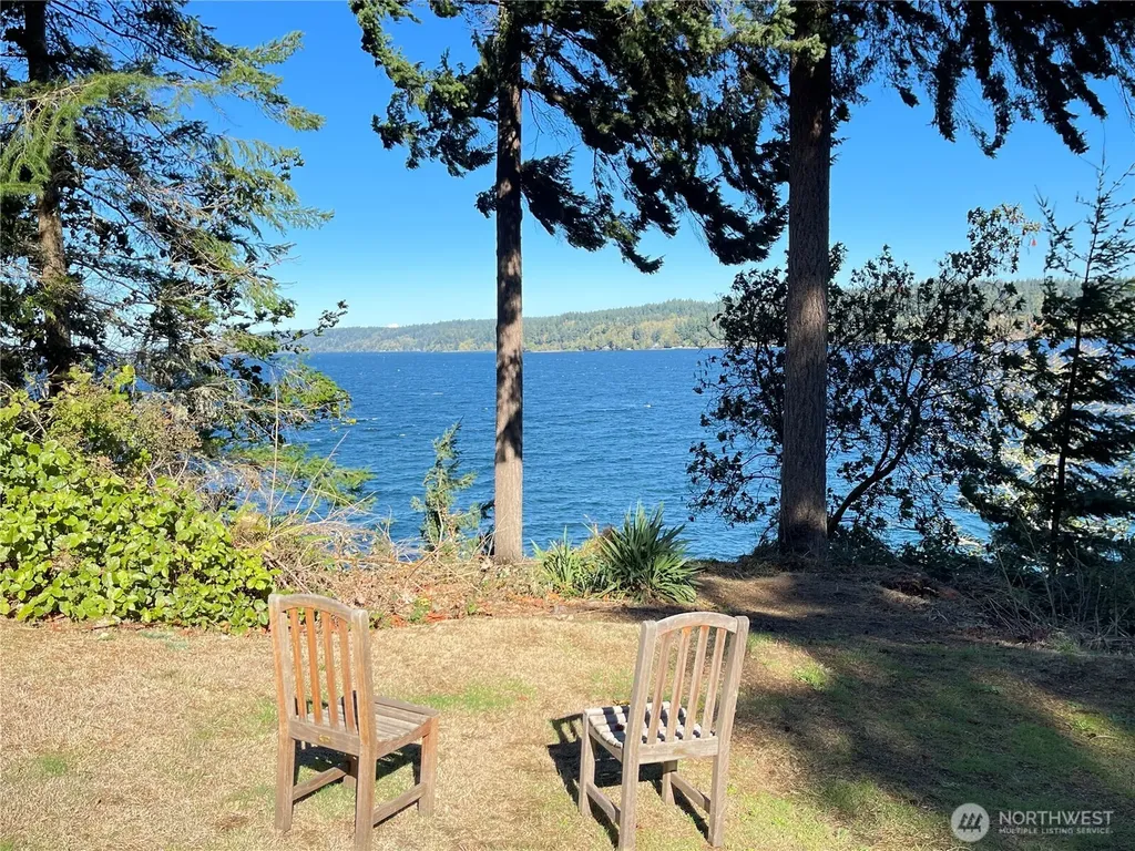 611 135th Street NW Gig Harbor WA 98332
