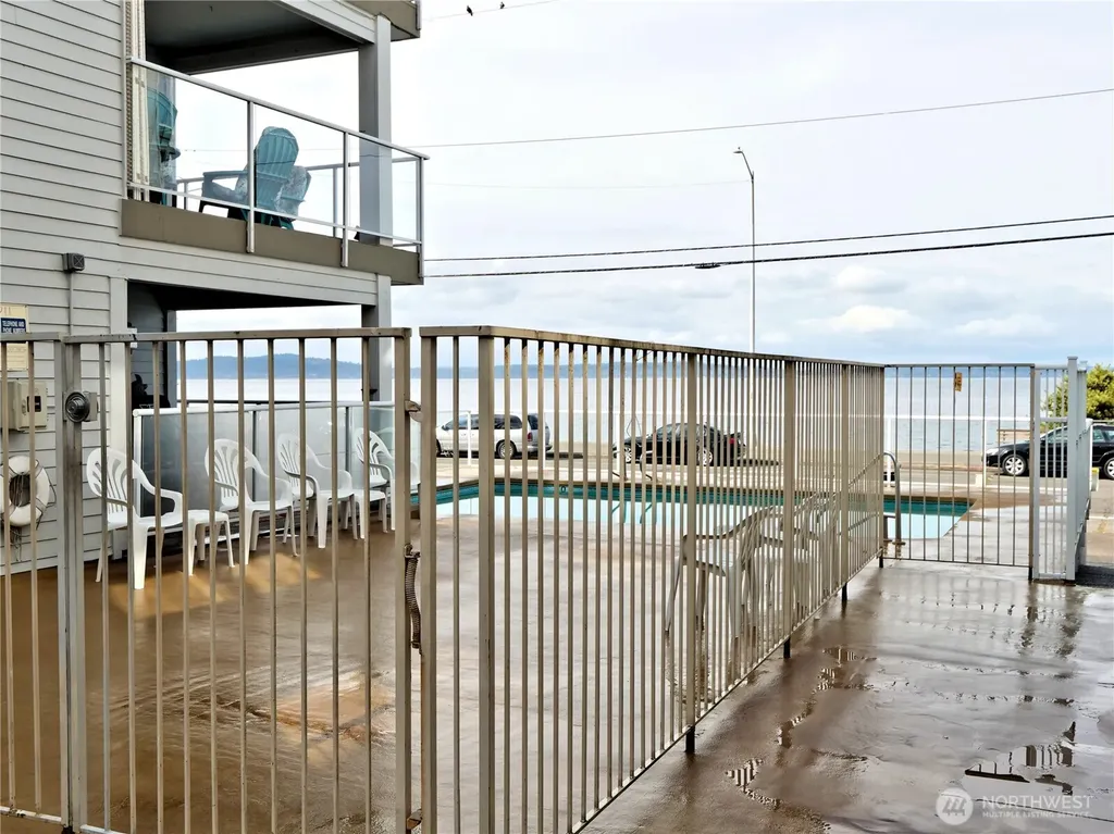 2104 Alki Avenue SW Seattle WA 98116