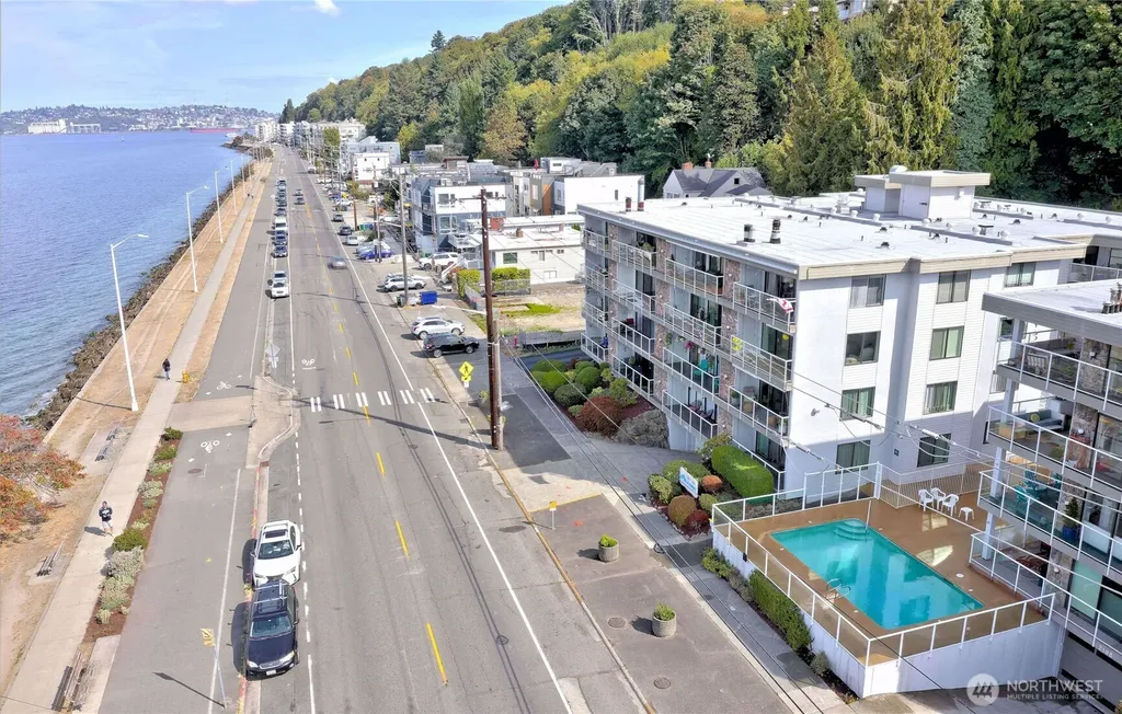2104 Alki Avenue SW Seattle WA 98116