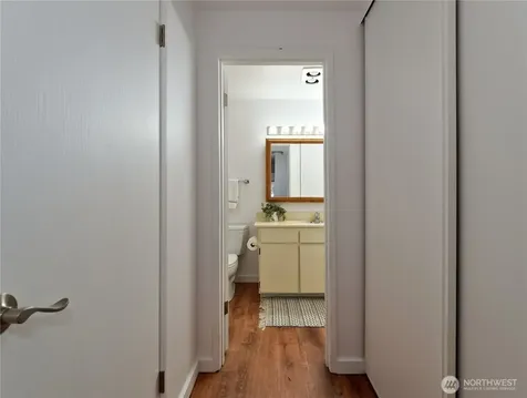 2104 Alki Avenue SW Seattle WA 98116