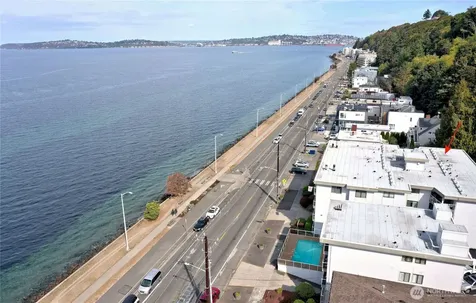 2104 Alki Avenue SW Seattle WA 98116