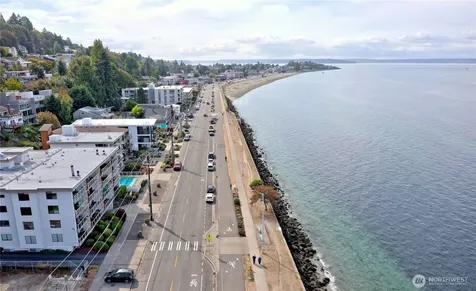 2104 Alki Avenue SW Seattle WA 98116