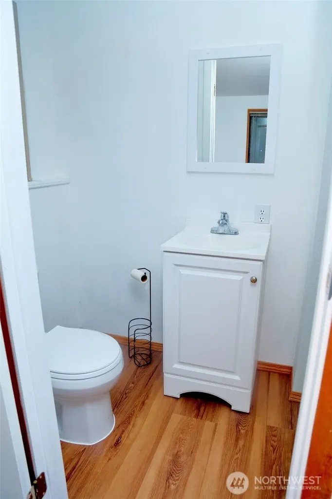 12037 71st Avenue S Seattle WA 98178