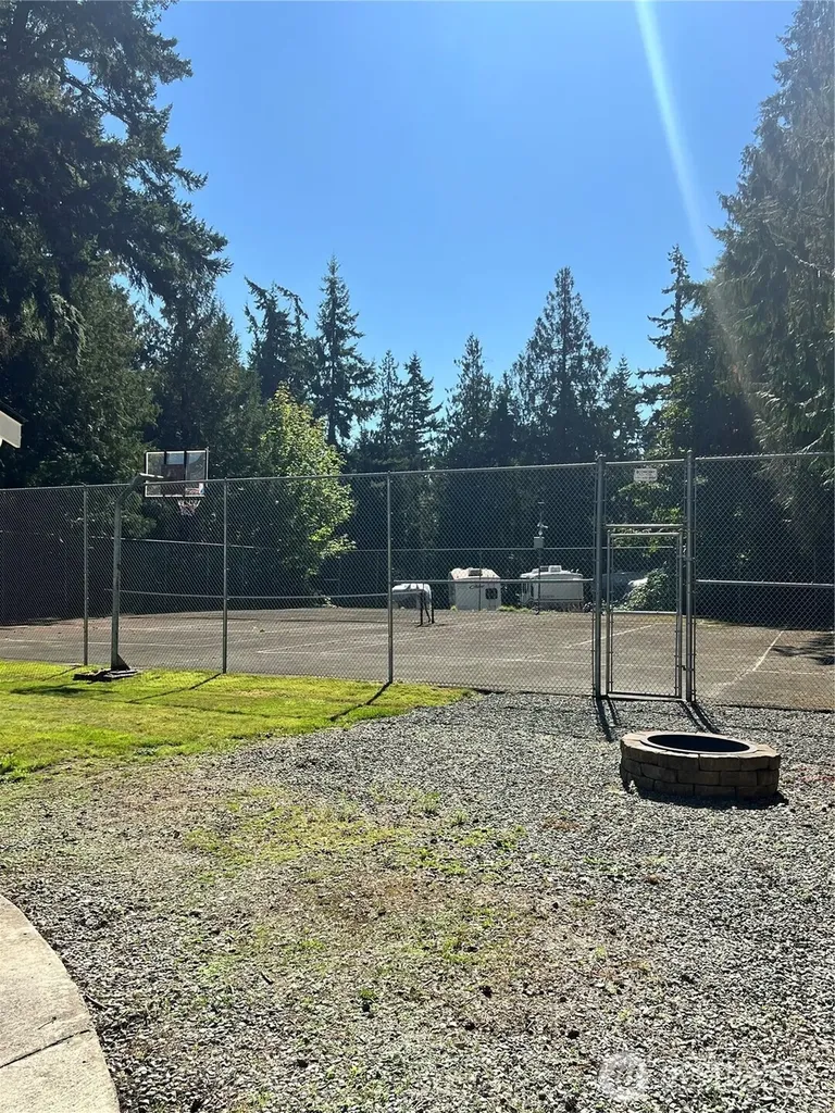2631 Club Court Mount Vernon WA 98273