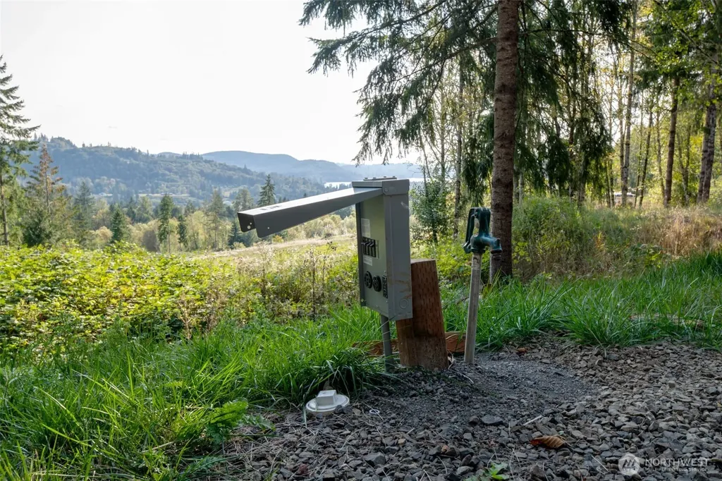 189 Kjesbu Road Silver Creek WA 98585