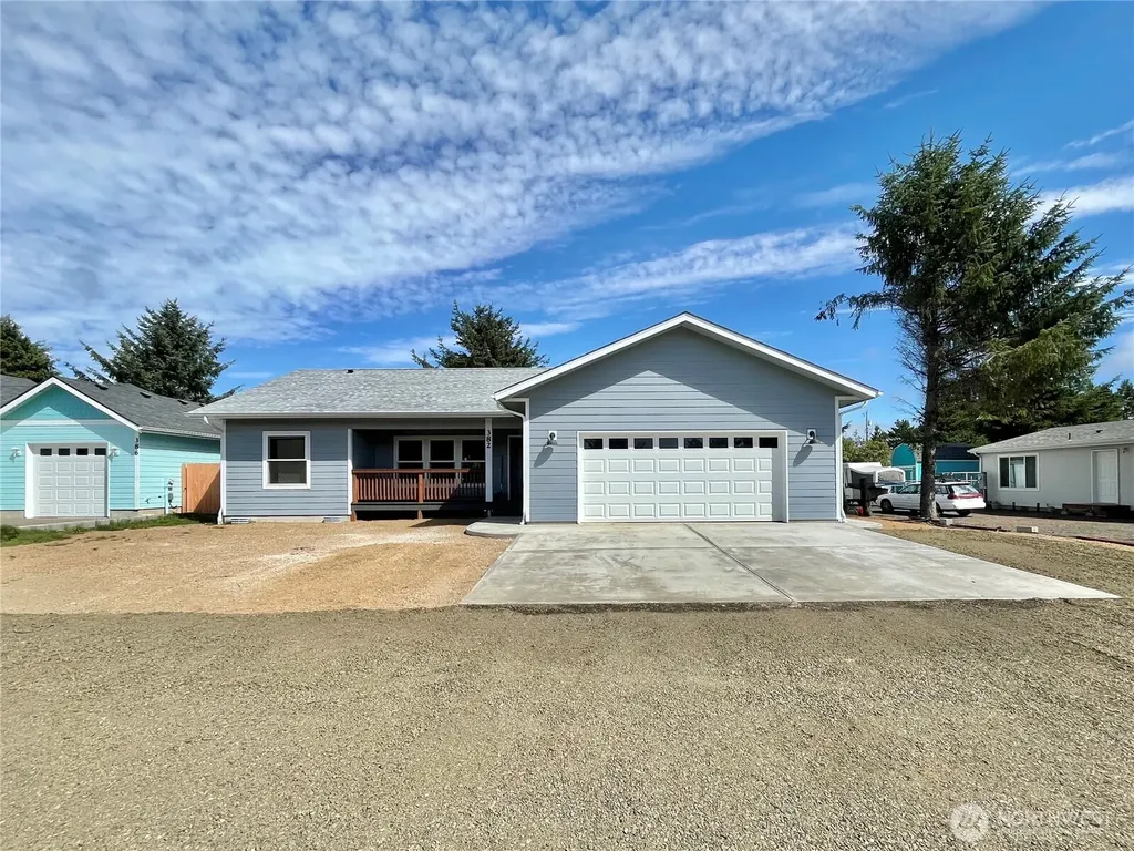 382 S Wynoochee Drive SW Ocean Shores WA 98569