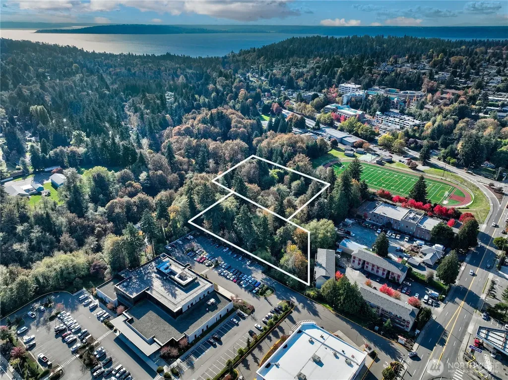 16504 3rd Avenue SW Burien WA 98166