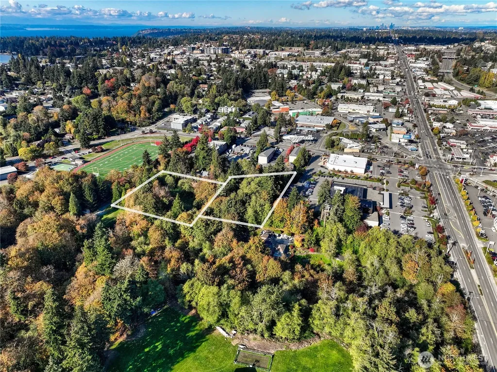 16504 3rd Avenue SW Burien WA 98166