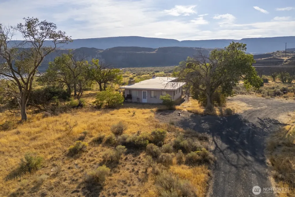 605 NW 23rd Road Soap Lake WA 98851