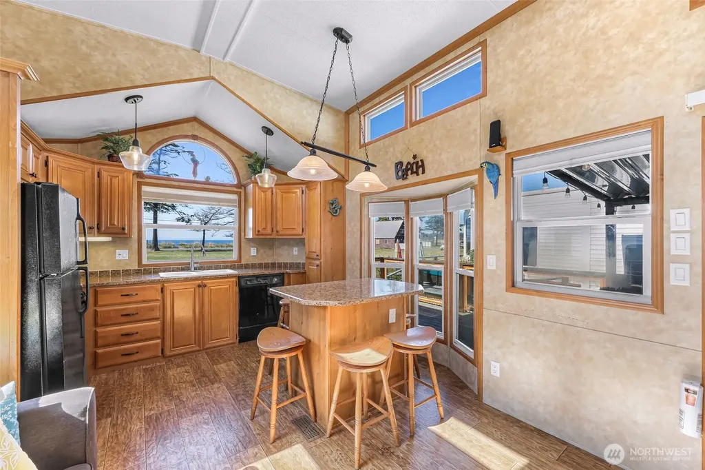 7954 Birch Bay Drive Blaine WA 98230