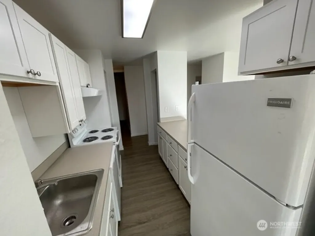 401 NE 40th Street Seattle WA 98105