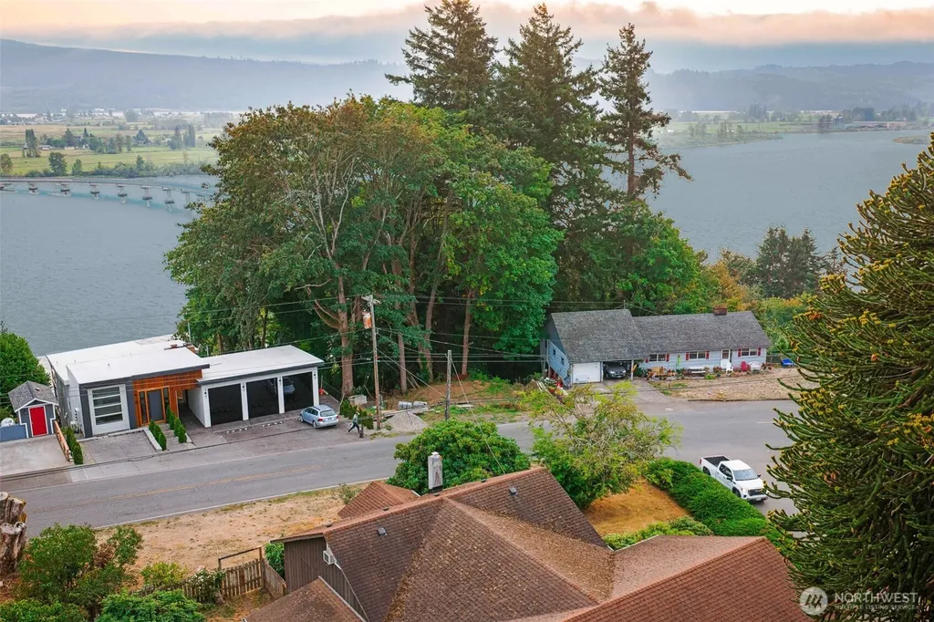 500 Columbia Street Cathlamet WA 98612