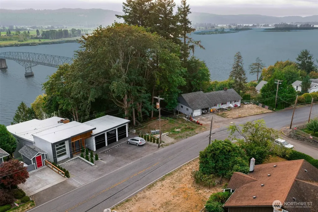 500 Columbia Street Cathlamet WA 98612