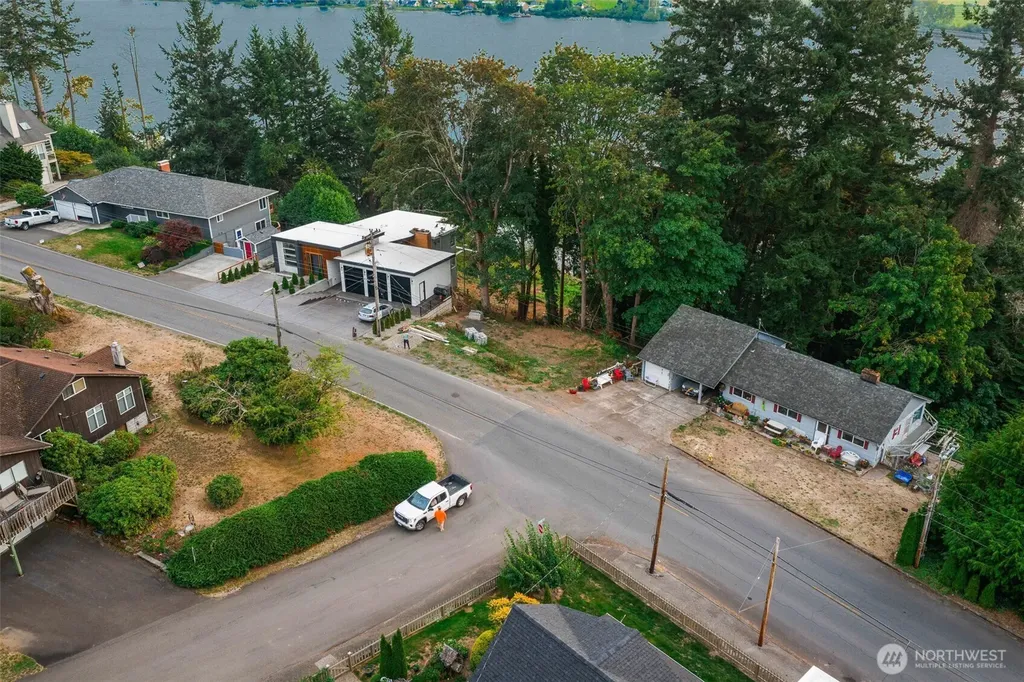 500 Columbia Street Cathlamet WA 98612