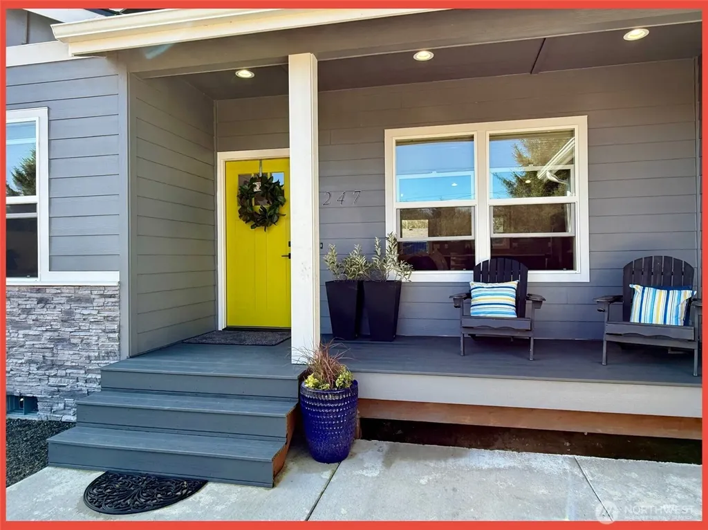 247 Clover Creek Avenue NW Ocean Shores WA 98569