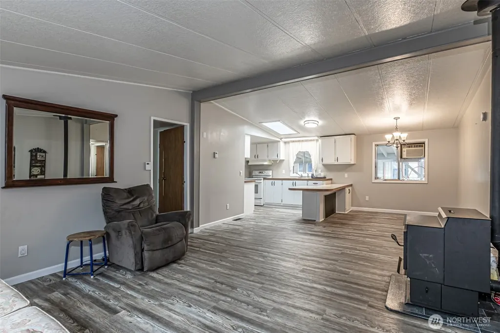 2263 Anadoll Avenue Enumclaw WA 98022