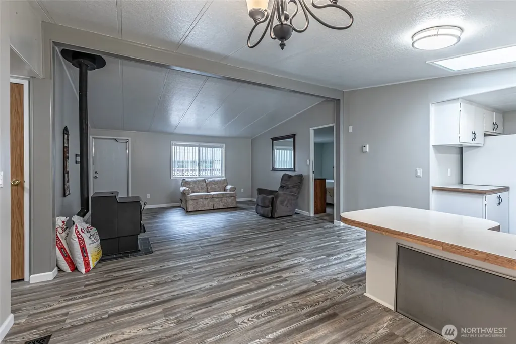 2263 Anadoll Avenue Enumclaw WA 98022