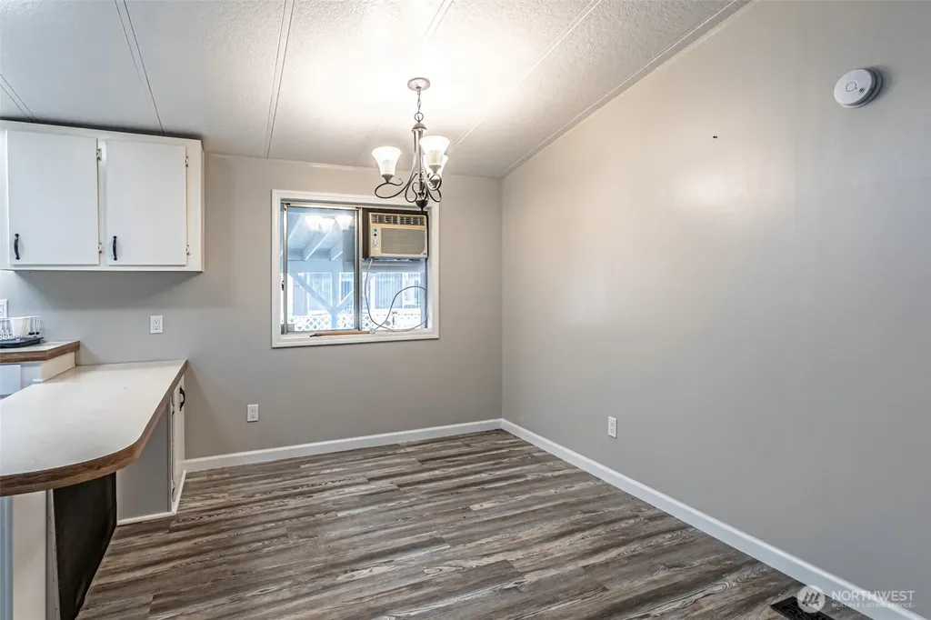 2263 Anadoll Avenue Enumclaw WA 98022