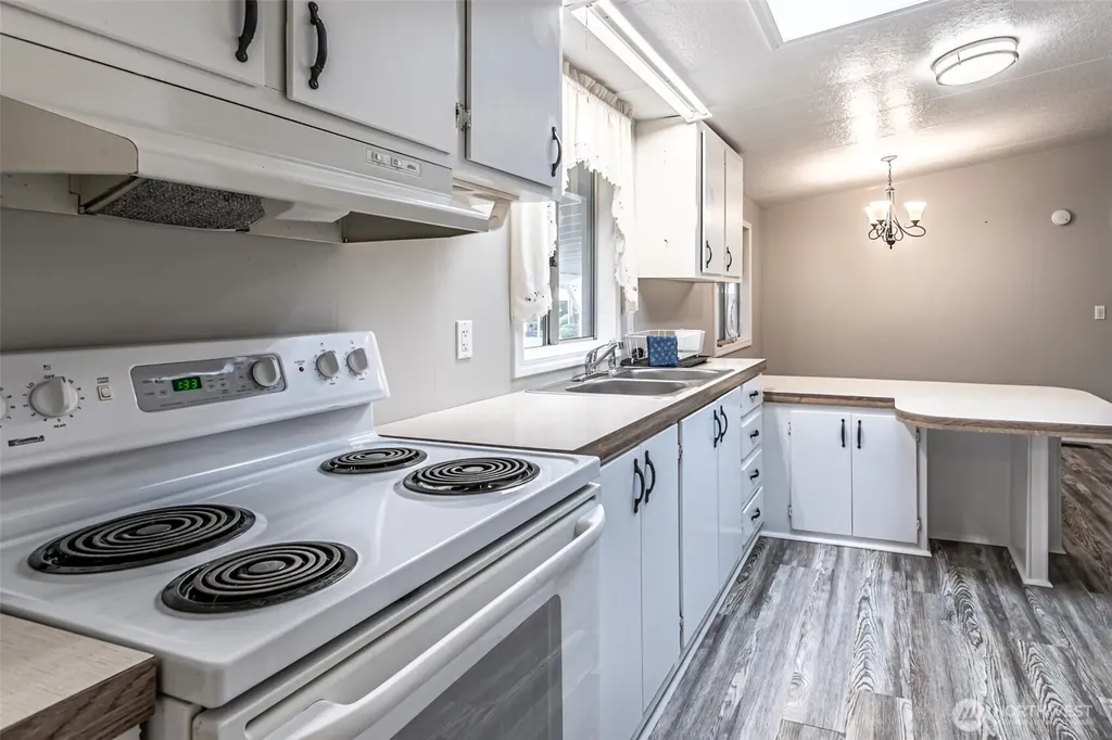 2263 Anadoll Avenue Enumclaw WA 98022