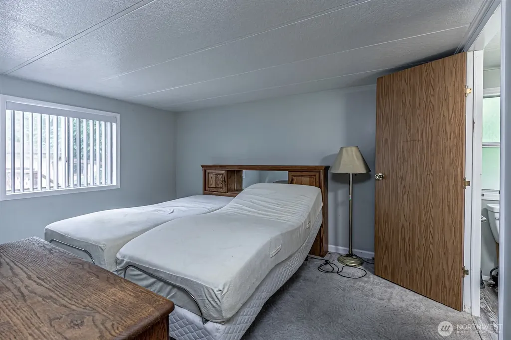 2263 Anadoll Avenue Enumclaw WA 98022