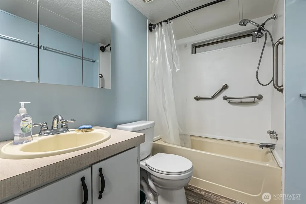 2263 Anadoll Avenue Enumclaw WA 98022