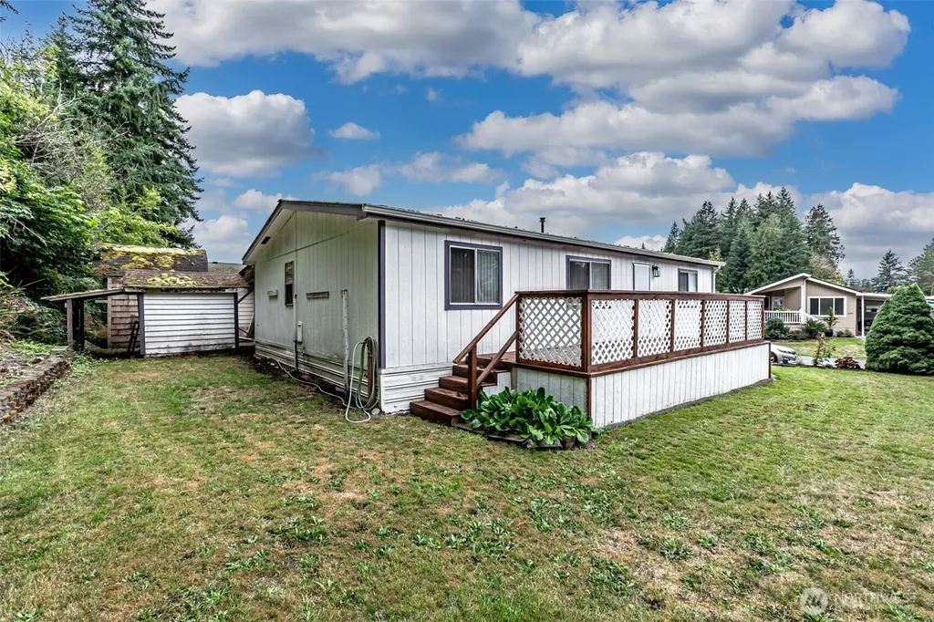 2263 Anadoll Avenue Enumclaw WA 98022