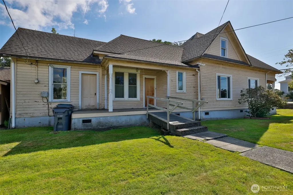 401 K Street Hoquiam WA 98550