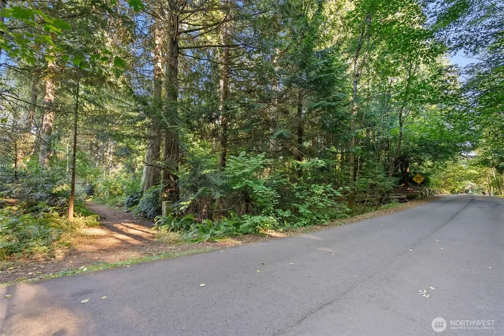 6560 NE Latyson Lane Bainbridge Island WA 98110