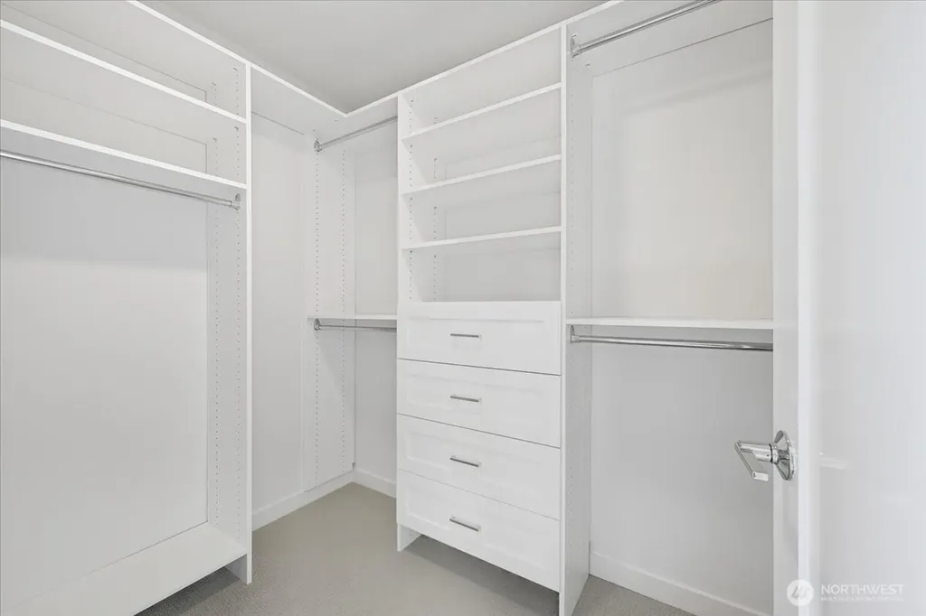 13047 39th Avenue NE Seattle WA 98125
