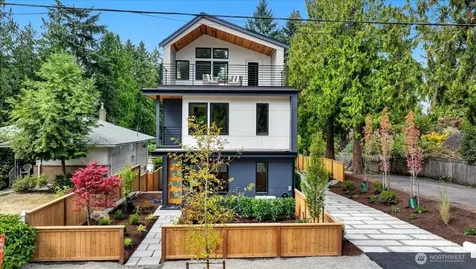 13047 39th Avenue NE Seattle WA 98125