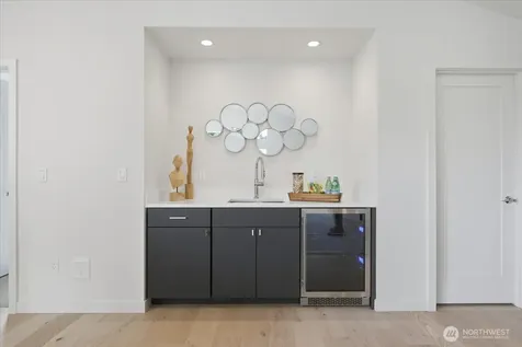 13047 39th Avenue NE Seattle WA 98125