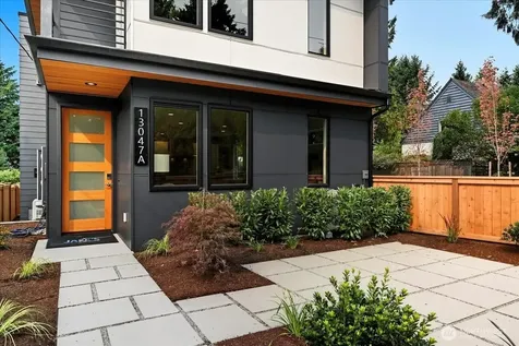 13047 39th Avenue NE Seattle WA 98125
