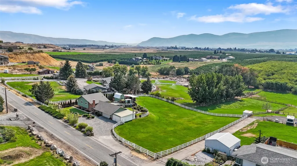 2716 8th Street NE East Wenatchee WA 98802