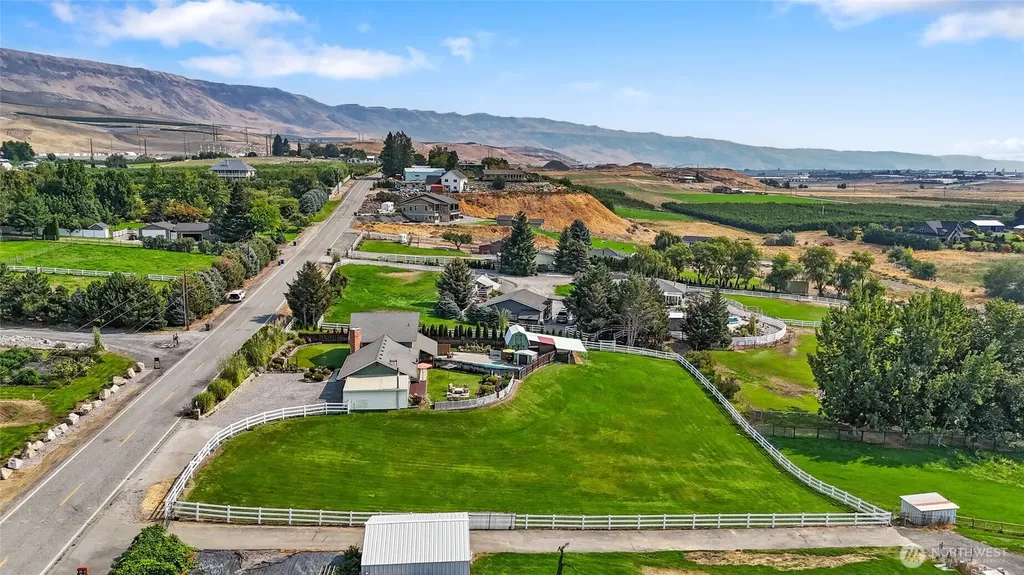 2716 8th Street NE East Wenatchee WA 98802
