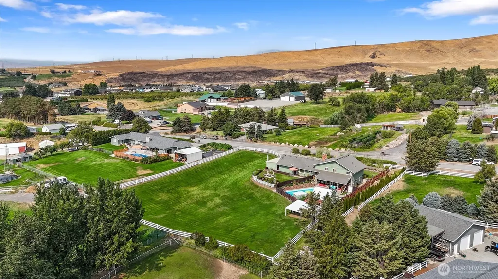 2716 8th Street NE East Wenatchee WA 98802