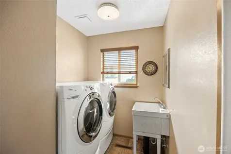 2716 8th Street NE East Wenatchee WA 98802