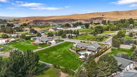 2716 8th Street NE East Wenatchee WA 98802