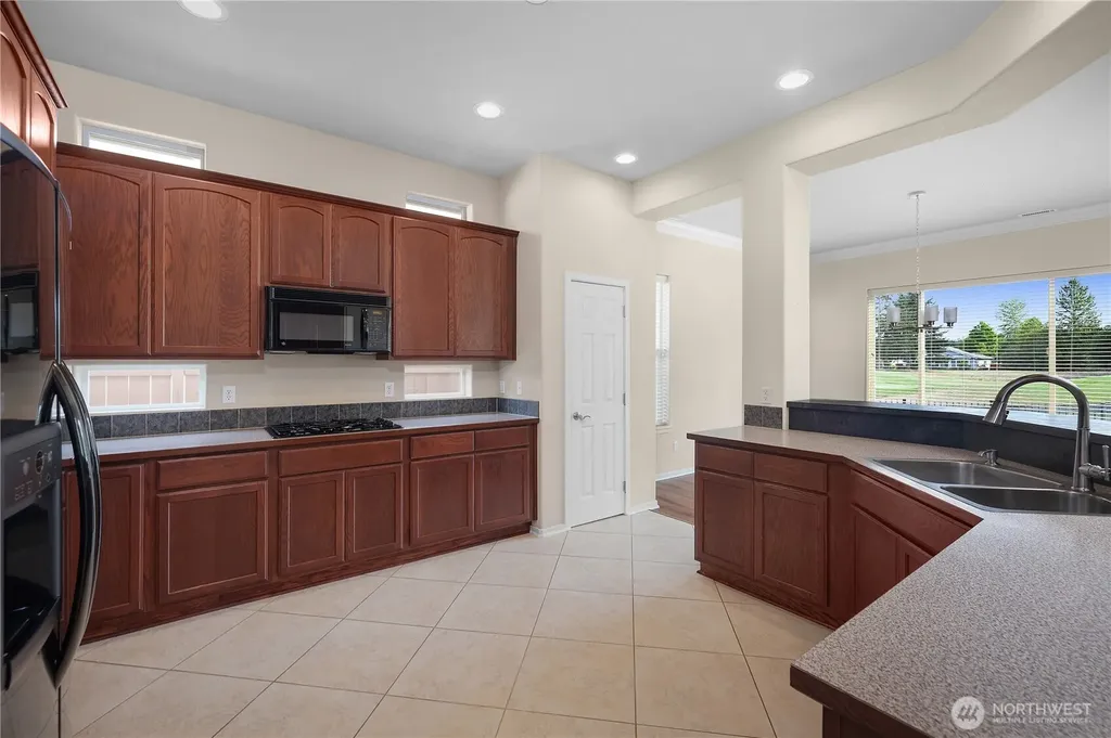 4212 Vashon Drive NE Lacey WA 98516